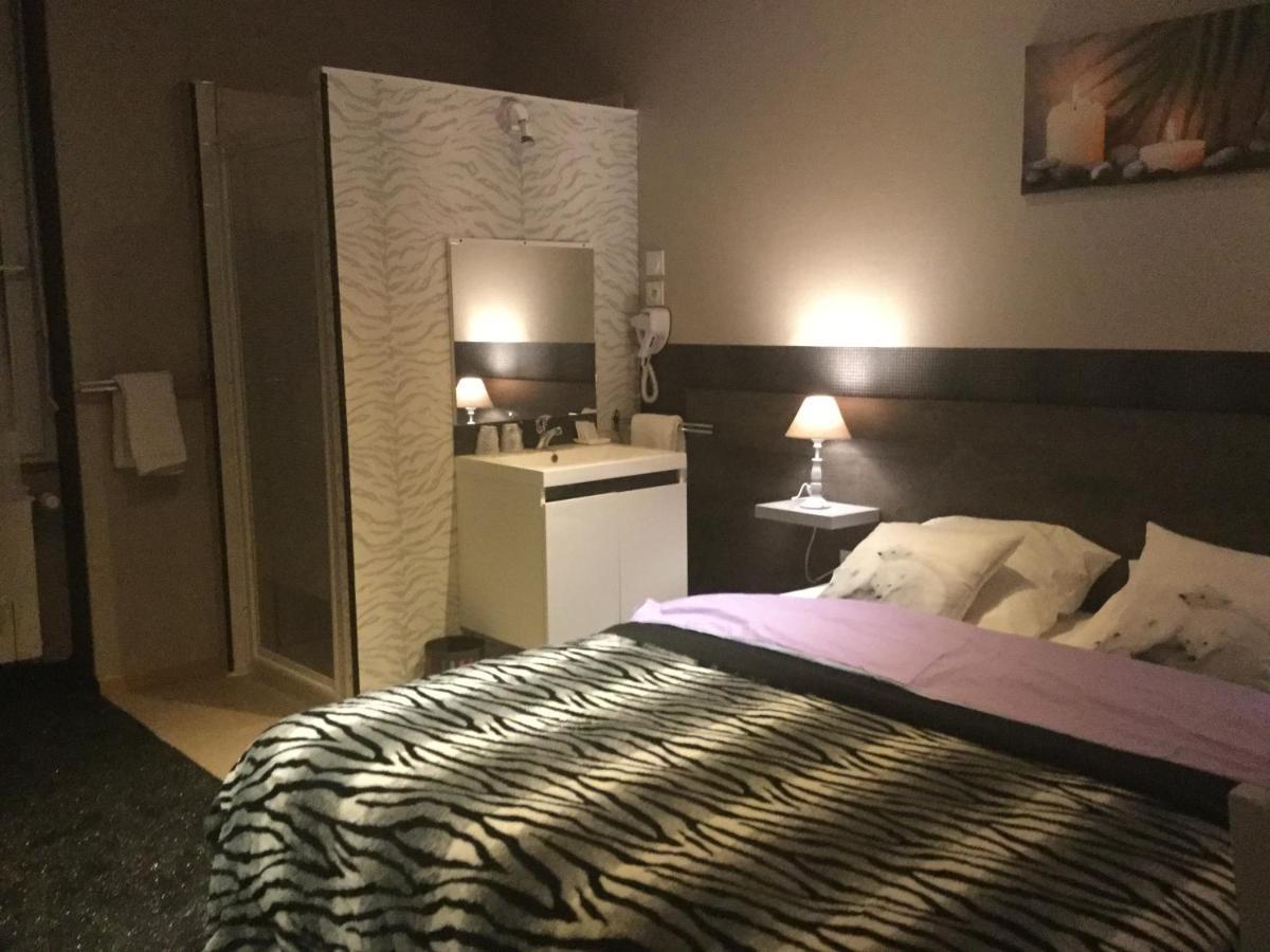 Hotel Le Kamelia サル エクステリア 写真
