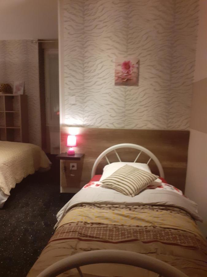 Hotel Le Kamelia サル エクステリア 写真
